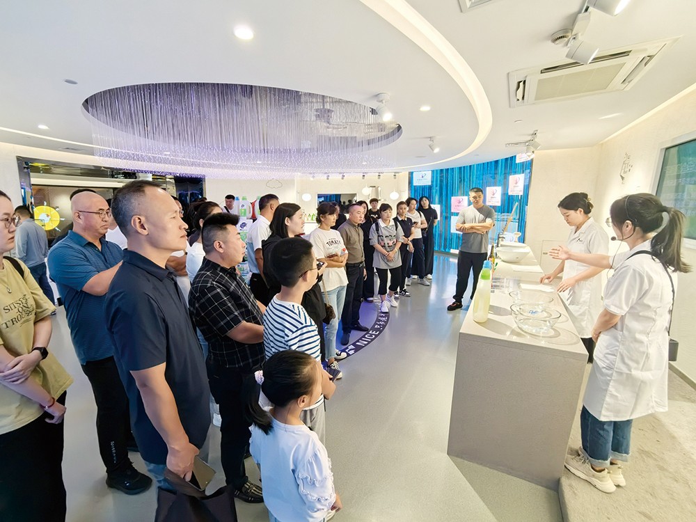 1698289735192043085.jpg 1698289735192043085.jpg